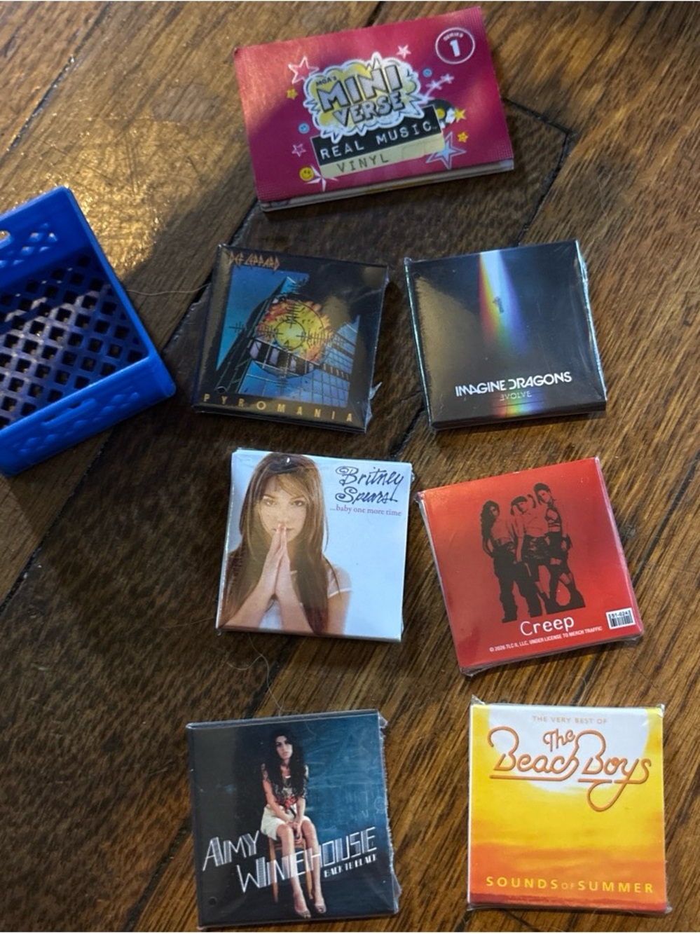 MiniVerse Collectible Music Vinyl- Assorted Colors